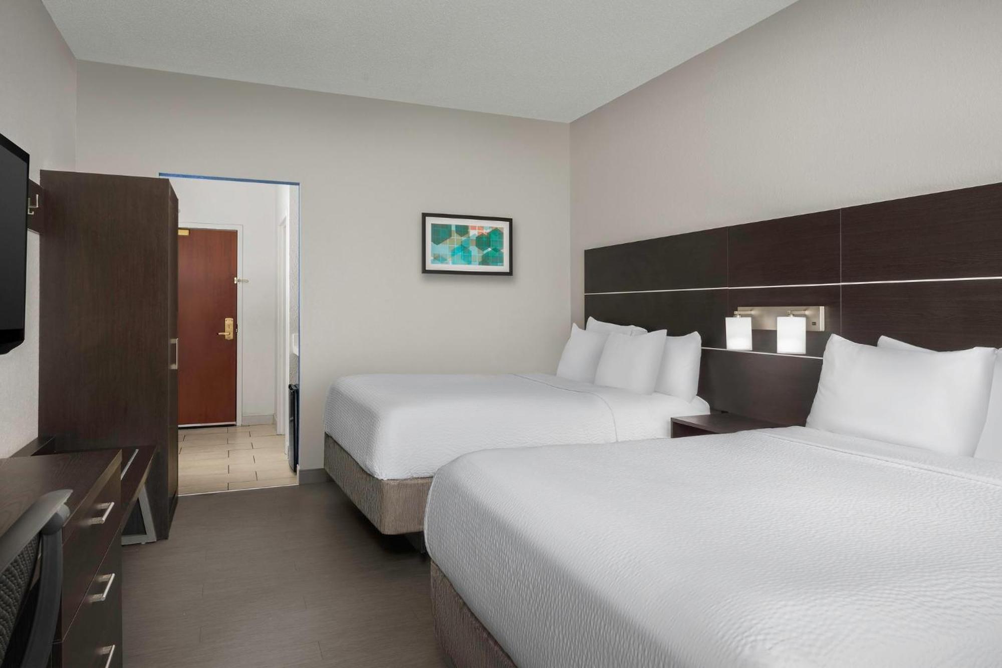 Holiday Inn Express Knoxville-Strawberry Plains By Ihg Экстерьер фото