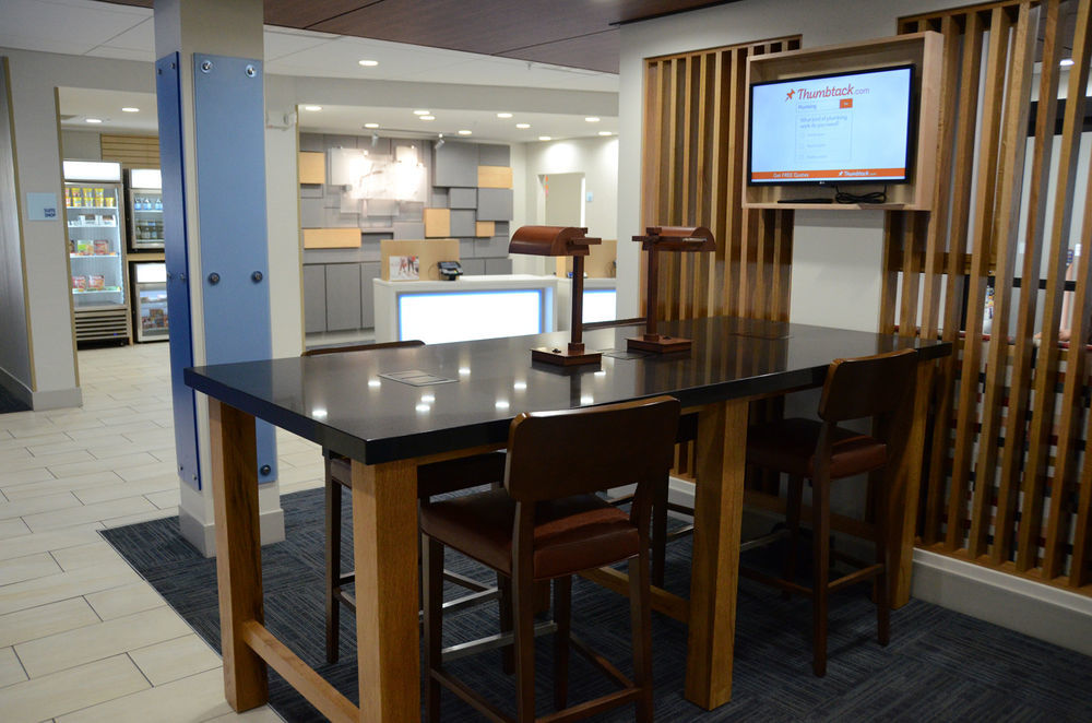 Holiday Inn Express Knoxville-Strawberry Plains By Ihg Экстерьер фото