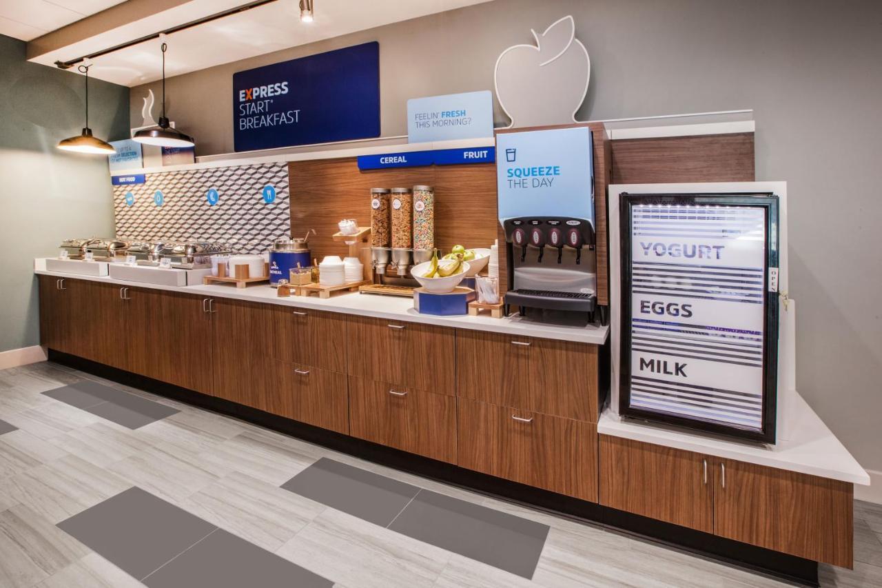 Holiday Inn Express Knoxville-Strawberry Plains By Ihg Экстерьер фото
