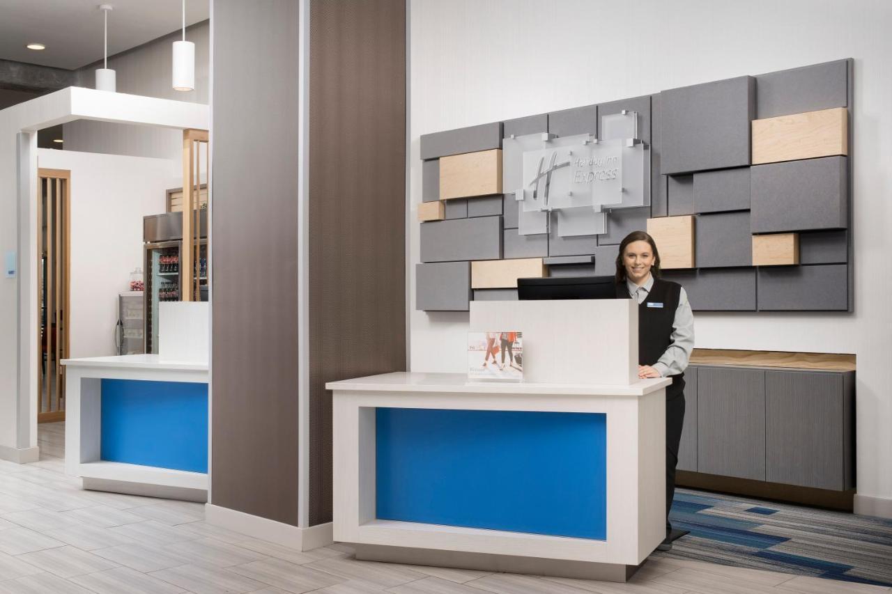 Holiday Inn Express Knoxville-Strawberry Plains By Ihg Экстерьер фото